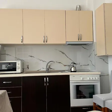 Apartament Golem Апартаменты